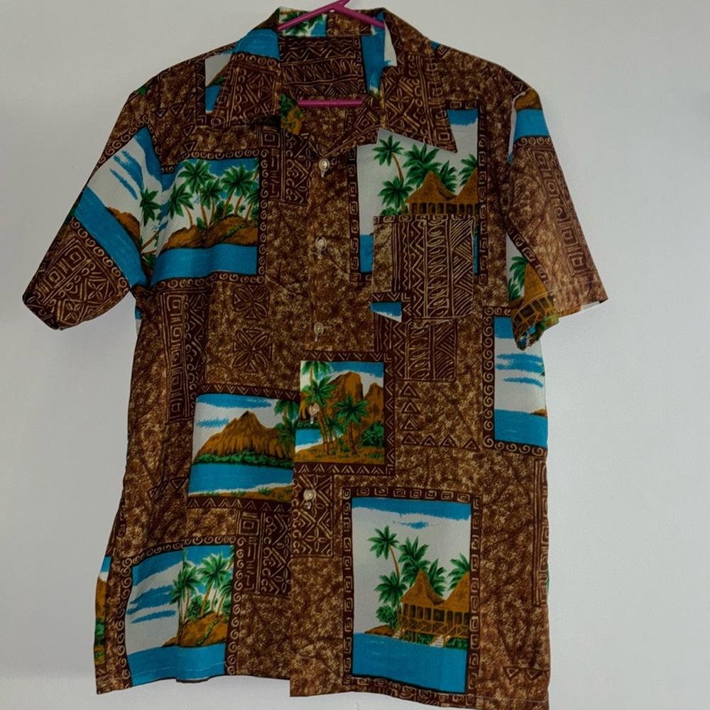 Vintage 1970s Hawaiian Shirt